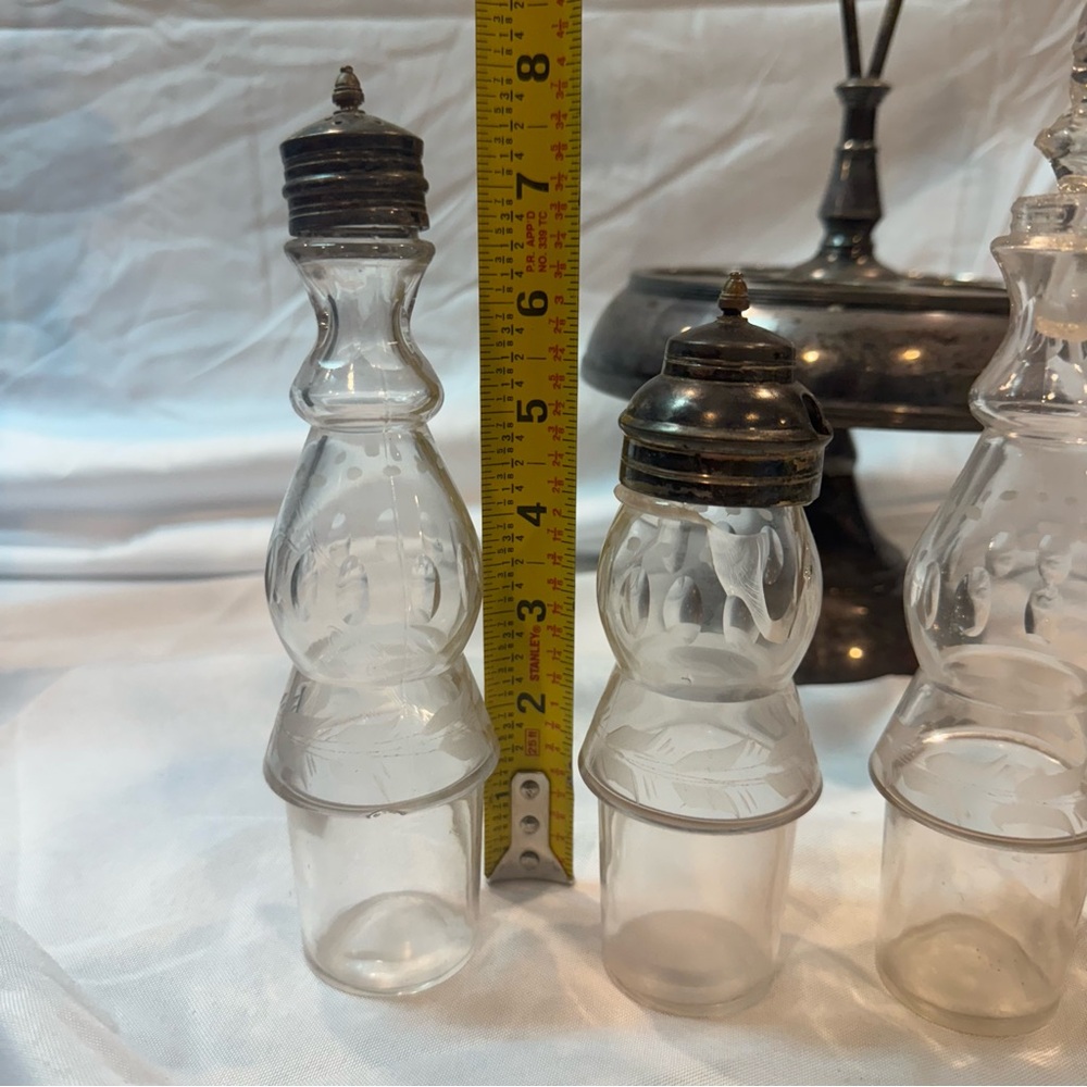 Antique 1800s Silver Cruet Set with Glass Bottles by Pairpoint Mfg. Co - Picture 10 of 14